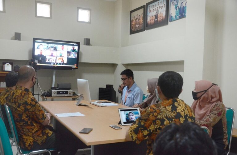 Akreditasi dan Budaya Kualitas (Pelaksanaan Akreditasi Perpustakaan Itenas)
